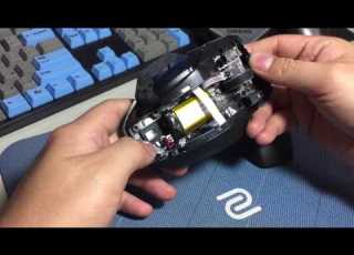  ASUS ROG SPATHA 無線有線一體化滑鼠 拆電池 也可以有線運作喔