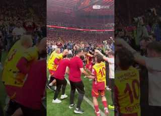 Barış Alper Yılmaz Dan Horon şov Shorts Galatasaray