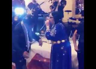 شاب خالد الشابة الزهوانية في حفل زفاف مجيد حاج ابراهيم الشابة الزهوانية