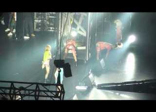  Fancam 011212 2NE1 New Evolution World Tour In Singapore Can T Nobody