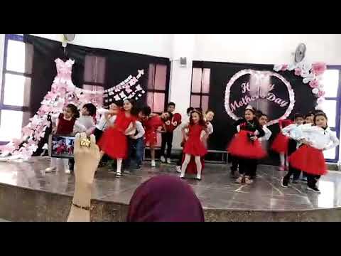 المدرسة المصرية اليا بانية للام اغنية احمد السيسي المدرسة المصرية اليا بانية للام اغنية احمد السيسي