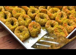بلفة جلاش وحدة حلويات رمضان طريقة عمل الجلاش الحلو طريقة البقلاوة بعجينة الجلاش الجلاش الحلو