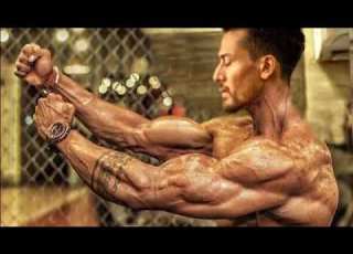 التدريبات القاسية التي خاضها الممثل تايغر شروف قبل إنتاج فلم باغي2 Shroff Tiger