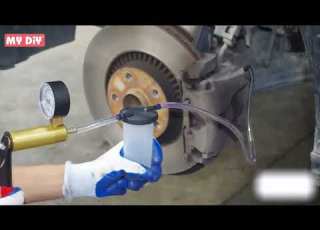  MY DIY Brake Vacuum Pump Car Brake Fluid Bleeder Oil Change Hand Held