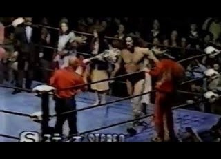 1981 04 26 ジャイアント馬場VSテリー ファンク 81年インターCシリーズ ブッチャー ブロディ乱入 480p