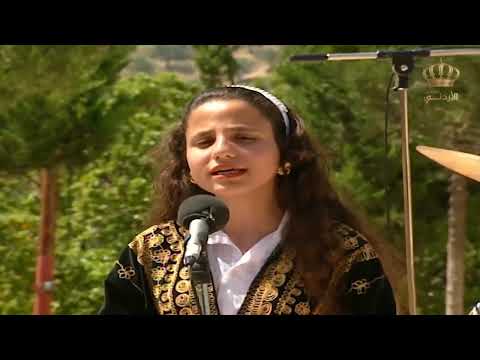 عرض غنائي لطلاب عجلون عام 1994 عاليادي اليادي اليادي يأم العبيدي ة عرض غنائي لطلاب عجلون عام 1994 عاليادي اليادي اليادي يأم العبيدي ة