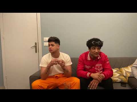 امين خطاب وبيانو وعلي بندق ولايف وهو بيغني باحسااس حلو اووي اوعي يفوتك القطر