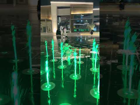 شوشا هربت اخر لحظة من النافورة الراقصة صارت تبكي Babygirl Shortvideo Shorts