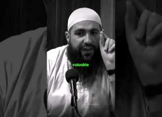 پدر شما با ارزش ترین فرد زندگی شماست محمد هبلوس ویدیوی اسلامی