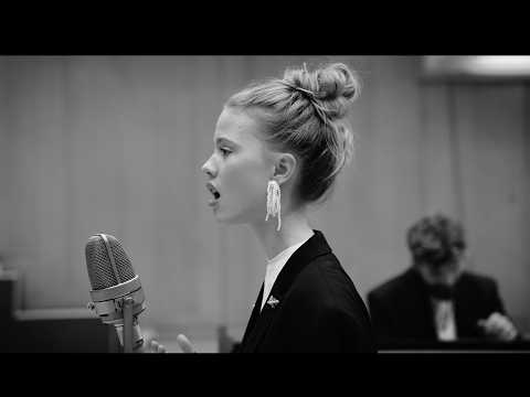 Emilio Piano Ft Lucie Maison