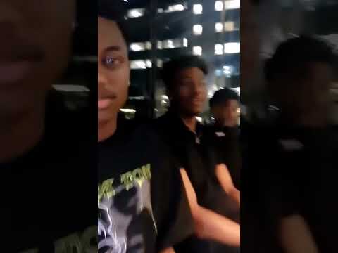 ZARI NA WATOTO WAKE WAKUBWA WA KIUME KWELI AMEKUZA