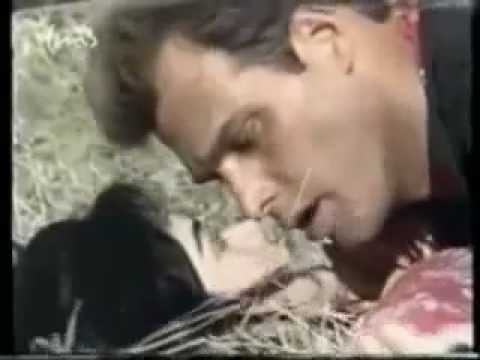 Morena Clara Barco A La Deriva