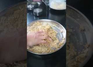 MAKKI BAJARA ATTA DA ALOO DA PARATHA Food Subscribe