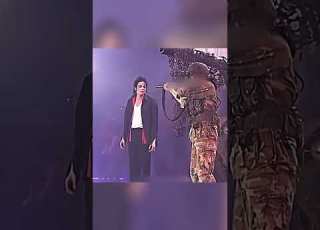  Micheal Jackson Trying Not To Laugh