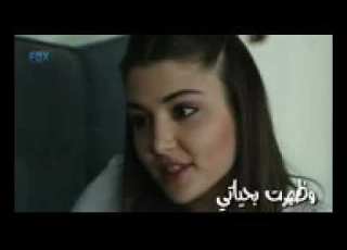  مع انك مصيبة مجنونة وعنيدي