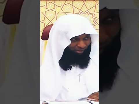 إن العمامة أخف من أمامة الشيخ بدر المشاري إن العمامة أخف من أمامة الشيخ بدر المشاري