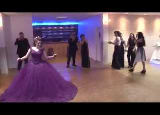  عروس على اغنية تركية فووور