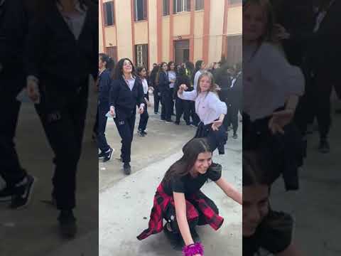 رقص بنات في المدرسة الكليه اغنيه عقباوي دم حامي شاهد قبل الحذف الهــــAliــــواري