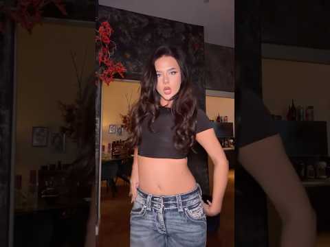 Best Dance Of 2025 Chiara Chiarasam Shorts Tiktok Trending Dance Crewnique Chiamro