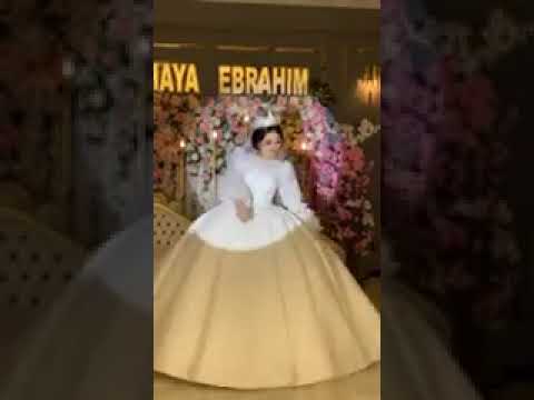 عروسه قمر ترقص على اغنيه يا مدلع يا مدلع العروسه المنتظره