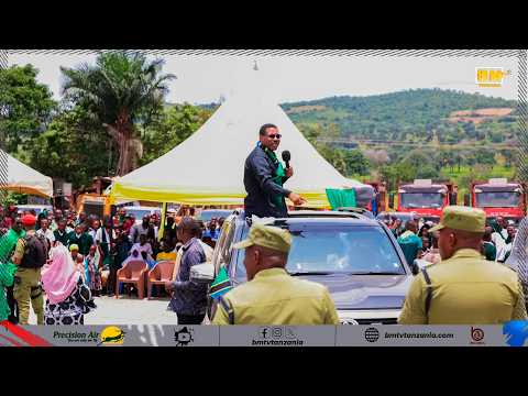 LIVE WAZIRI MKUU ANATUMBUA MAJIPU MUDA HUU WILAYA YA SIMBO