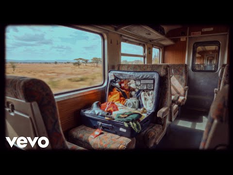 León Larregui Strainstation Lyric Video