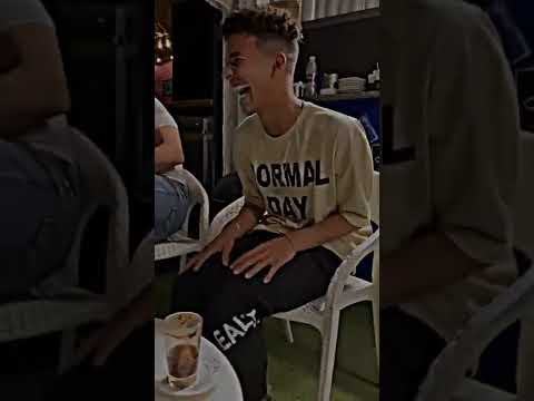 ويجز رقص بالإشارة علي أغنية البخت مسخرة