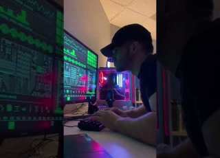  مهندسی کامپیوتر در واقعیت Vs تصور بقیه از مهندسی کامپیوتر Programming Coding Memes Funny