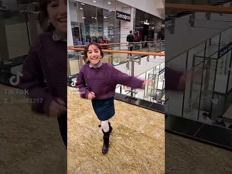 تاليا براحة شوية شوية شوية علينا يا شيخة