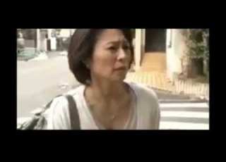 Japanese Girl Has To Pee
