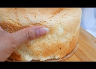 حسب طلبكم كيكه اسفنجيه بالمحسن قياس ٢٠