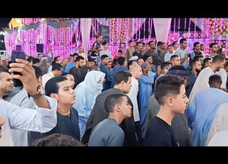  رد فعل غريب من هذا الرجل مع الشيخ امين الدشناوي