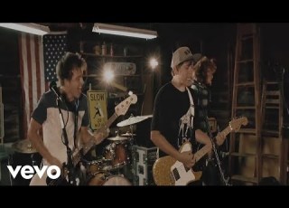  Before The Streetlights Goodnight Goodbye Official Music Video