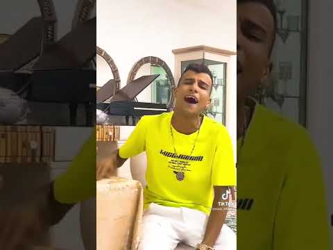 عصام صاصا ولايف لمهرجان هل تعلم ان المصلحه اوعي يفوتك الجديد