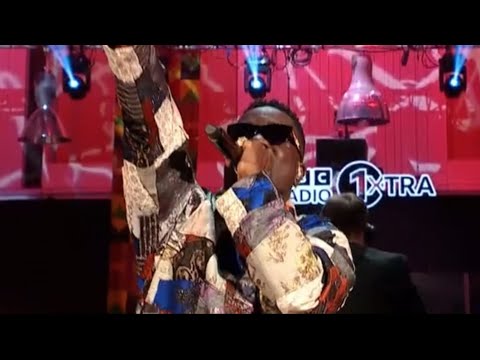 Sarkodie Performing Lucky With The BBC Philharmonic