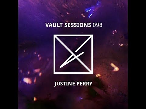 Justine Perry Vault Sessions 098