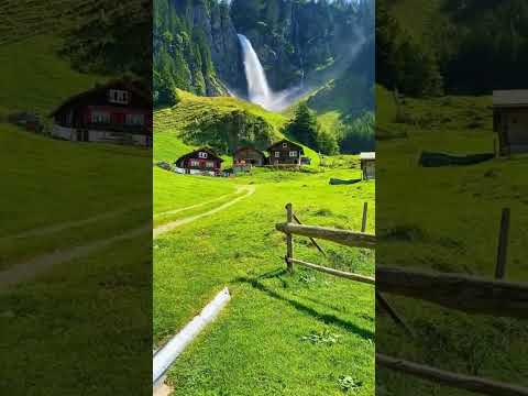 جمال الطبيعة في الريف السويسري الريف سويسرا طبيعة خلابة