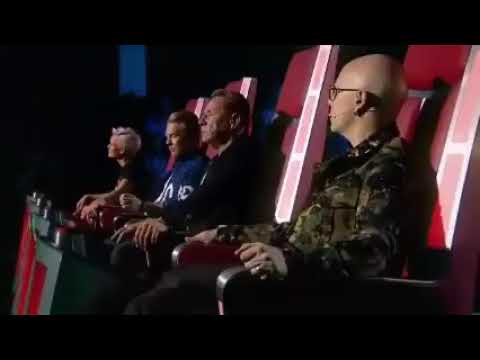 گریه نکن که سرنوشت چون تو را از من جدا کرد