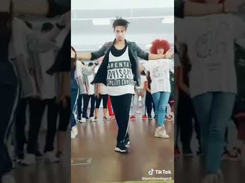 اجمل رقص على أغنية ديسباسيتو