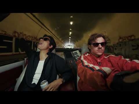 Møme Ricky Ducati Paranoïa Official Visualizer