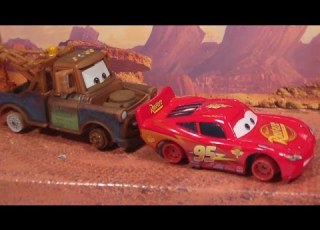 Lightning McQueen Mater NO TIRES NEW 2016 Cars 2 Disney Pixar Mattel Diecast Unboxing Review