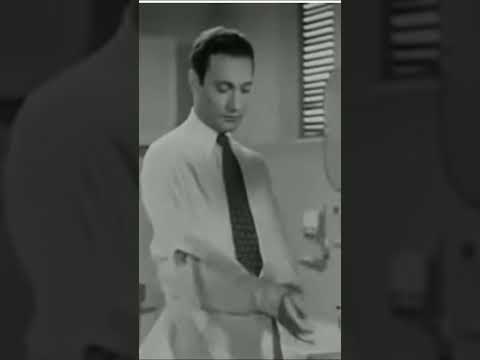 عضلات الموسيقار محمد عبد الوهاب