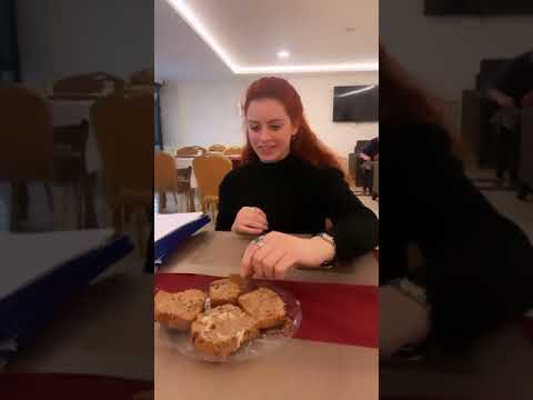 مشكلة زهراء بن ميم مع الأكل