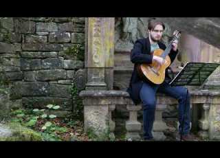 Johann Sebastian Bach Bourrée In E Moll BWV 996 Classical Guitar Performance