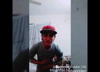  بطني بضحك