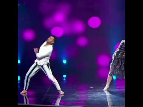 غيرة الهنديات وهن يشاهدن اداء نورا فتحي مباشرة