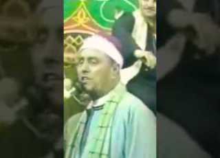  الاسطورةا لشيخ شرف التمادي نزل صابر يجرى على السلم ويقول يا300 مرحبه شرفتنا يامعلم