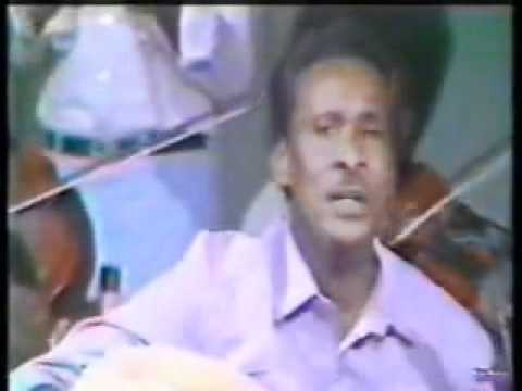 احمد الجابرى حد يشعر بالسعادة يمشى يختار البعاد