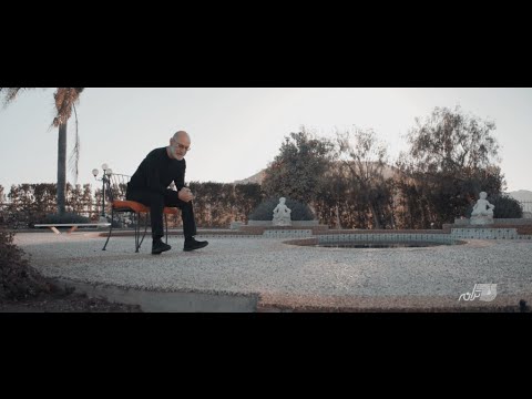 Siavash Ghomayshi Gozasht سیاوش قمیشی ـ گذشت Siavash Ghomayshi Gozasht سیاوش قمیشی ـ گذشت