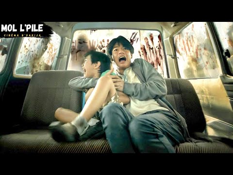 أسرة بسيطه تختبئ من الزومبي في بيت في الريف للنجاة لكن يتضح أن الأهل أخطر من الزومبي 𝐎𝐮𝐭𝐒𝐢𝐝𝐞